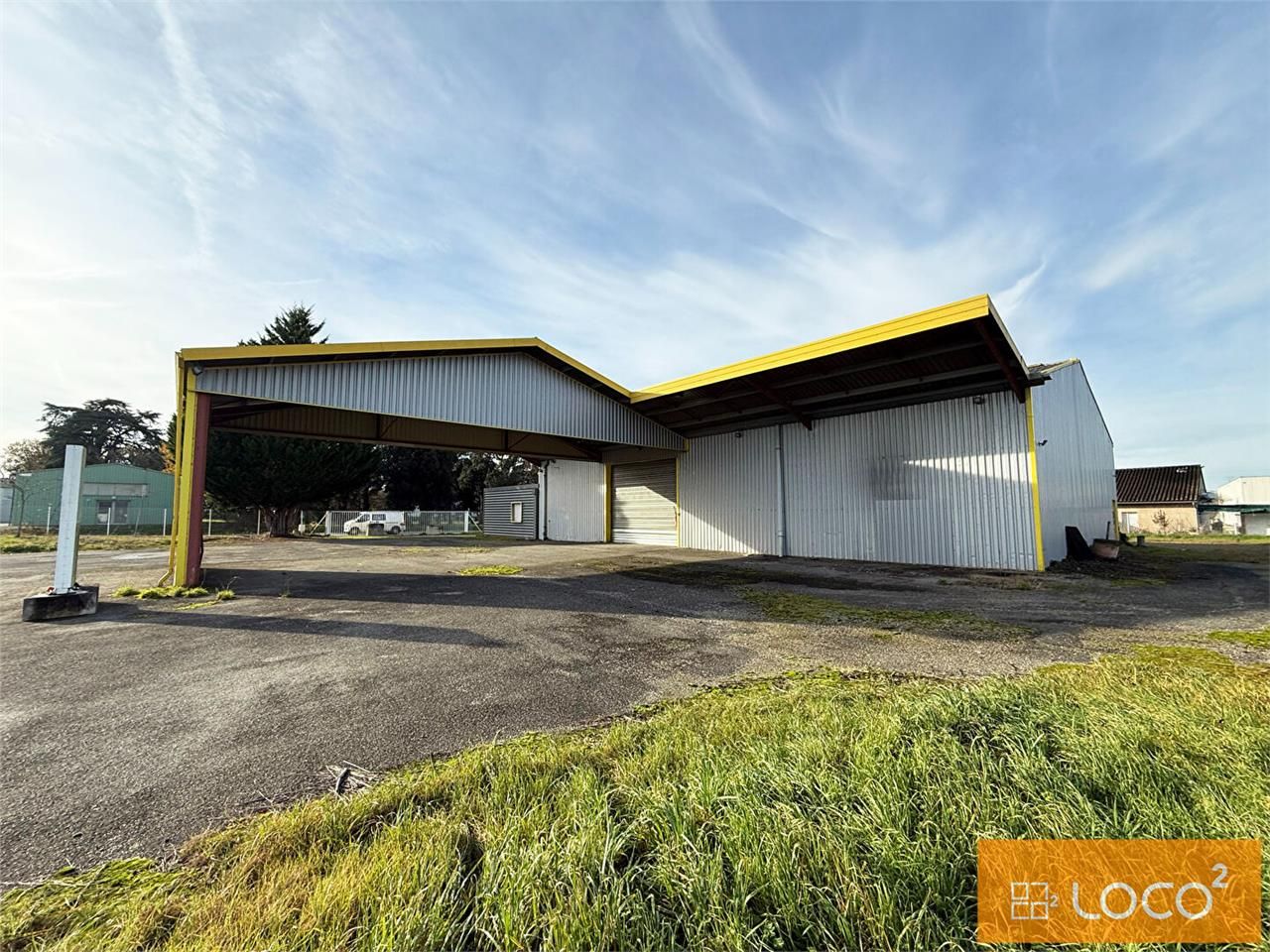 Vente local 560.00 m² à CANALS