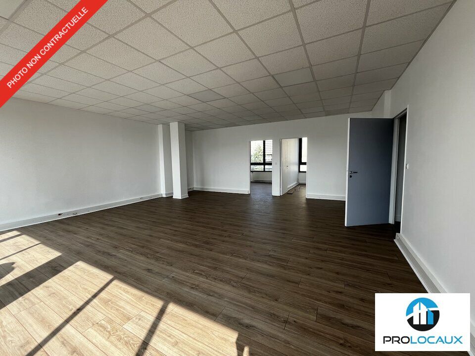 Location bureaux 80 m² non divisibles
