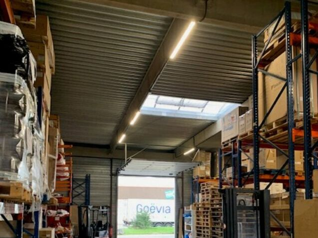 Location local d''activites 800 m² non divisibles