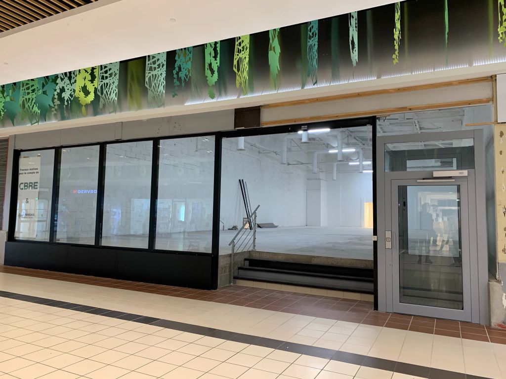 Location local commercial 350 m² non divisibles