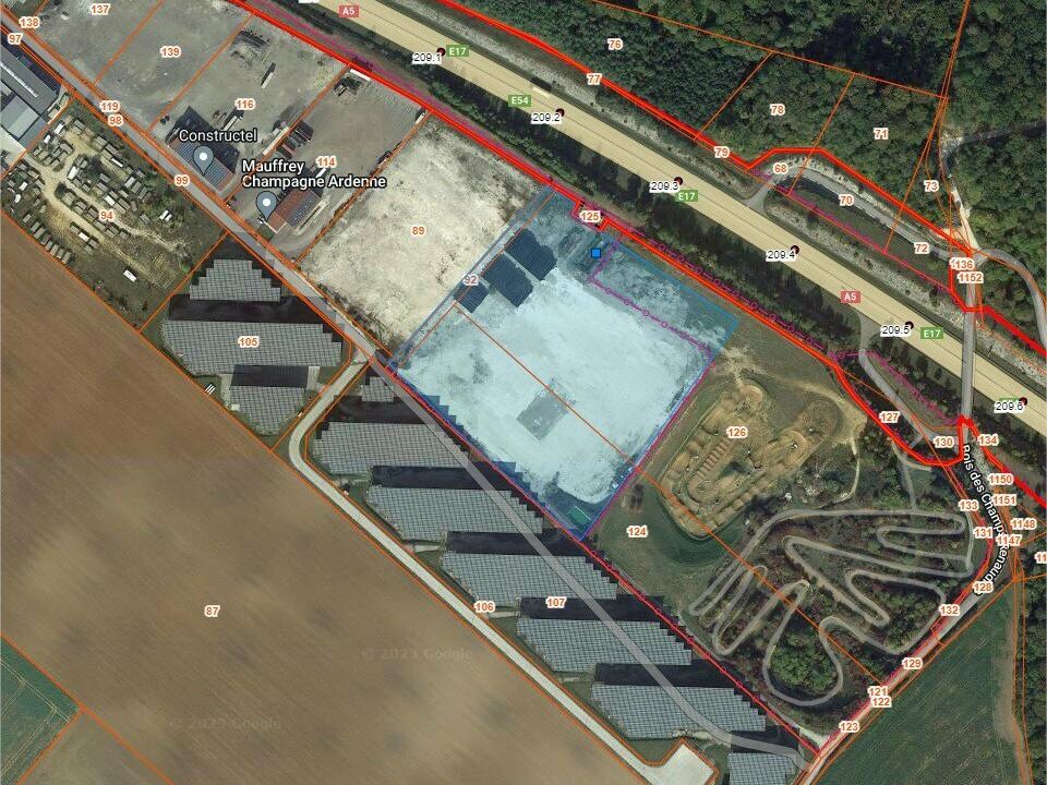 Vente terrain 34400 m² non divisibles