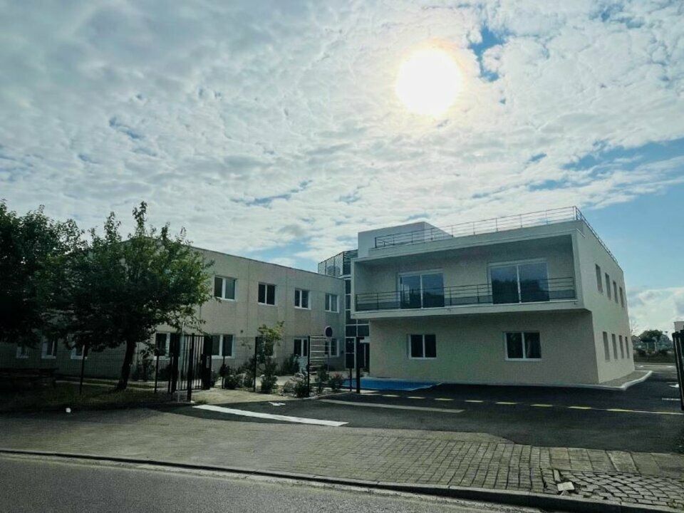 Vente bureaux 699.1 m² divisibles à partir de 348 m²