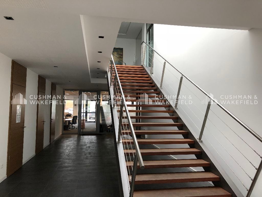 Location bureaux 313 m² non divisibles