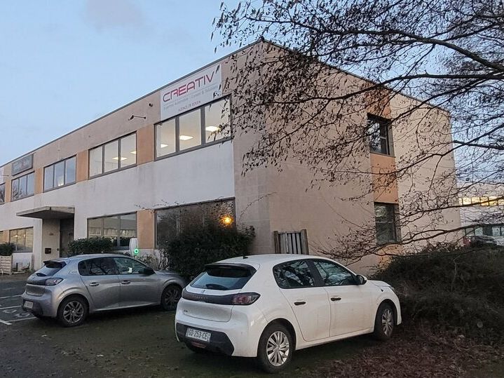 Vente bureaux 608 m² non divisibles