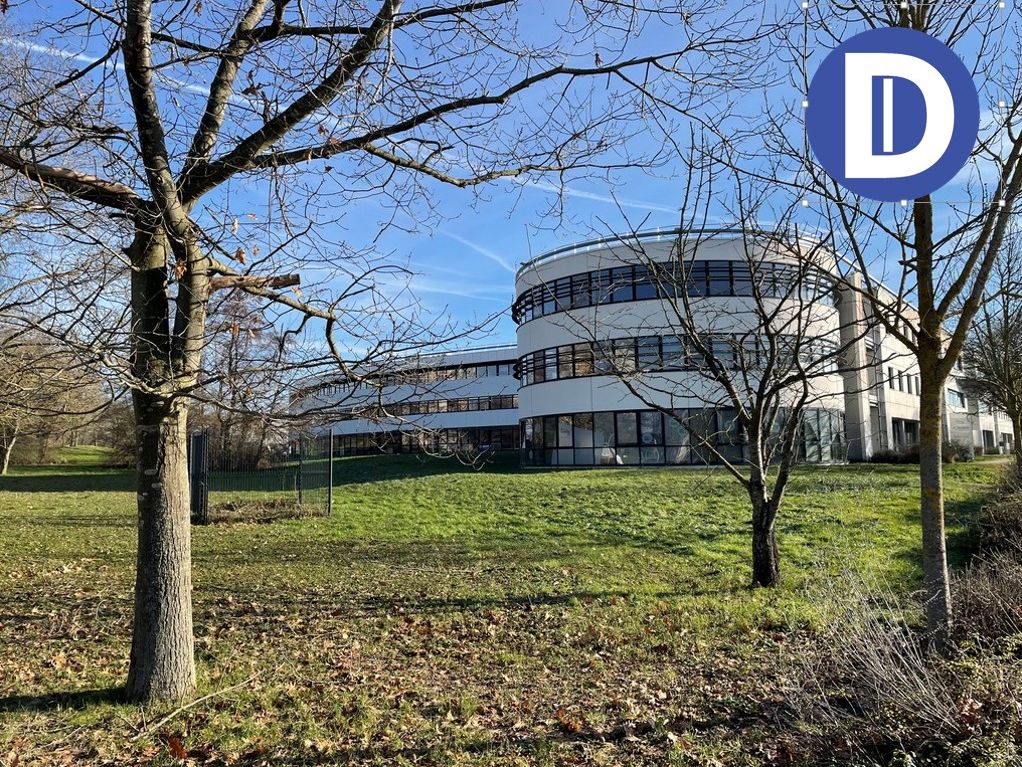 Location bureaux 137.00 m² non divisibles