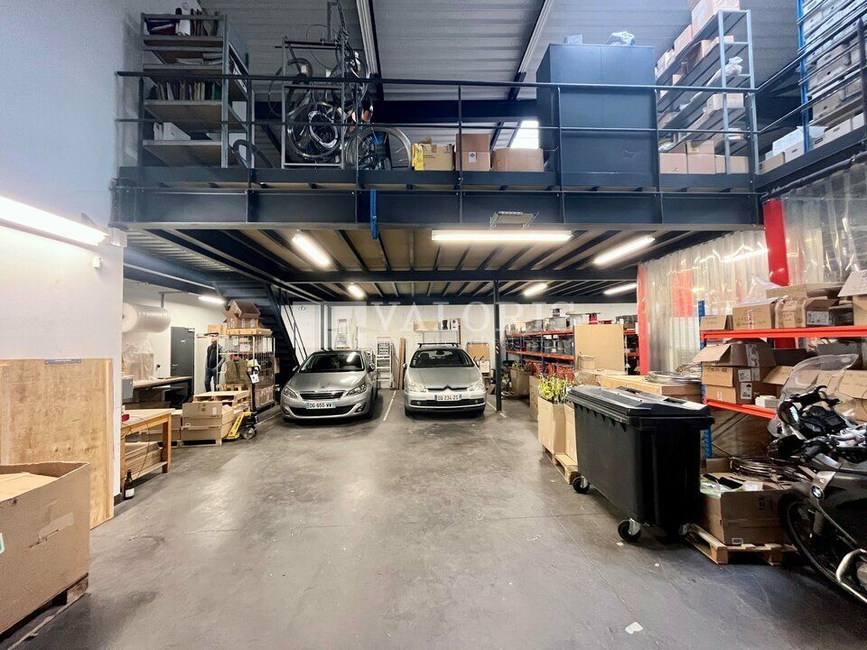 Location activité/entrepôt Vaulx-en-Velin (69120) - 615 m²