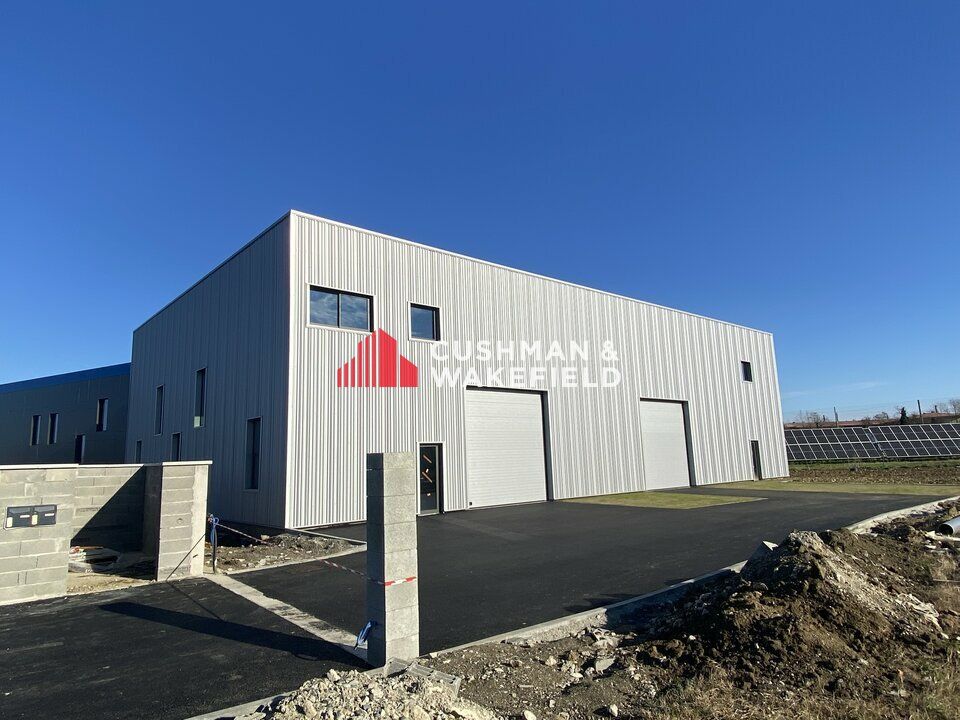 Location local d''activites 520 m² non divisibles