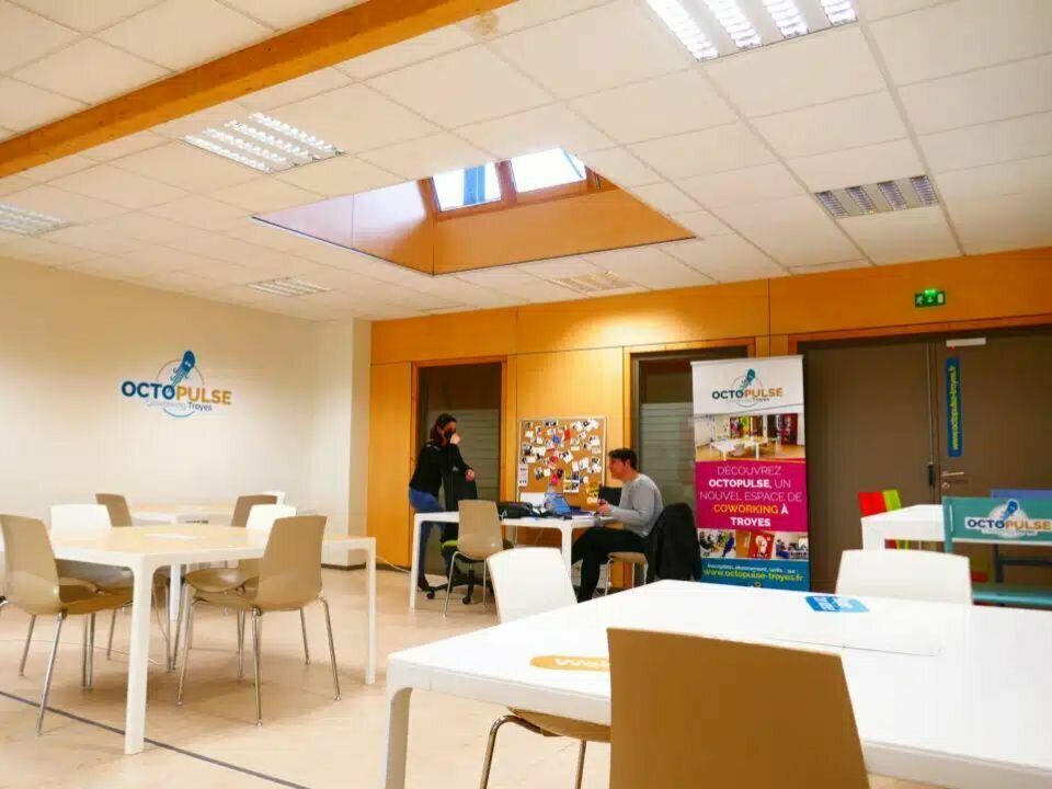 Bureaux en co-working à louer à Troyes (10)