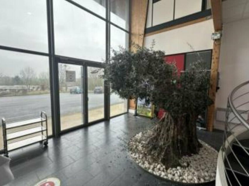 Bâtiment industriel à vendre près de Nogent le Rotrou