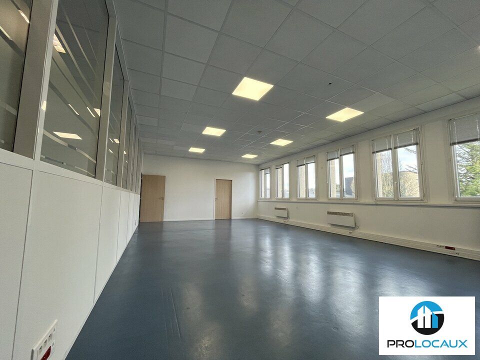 Location bureaux 308 m² non divisibles