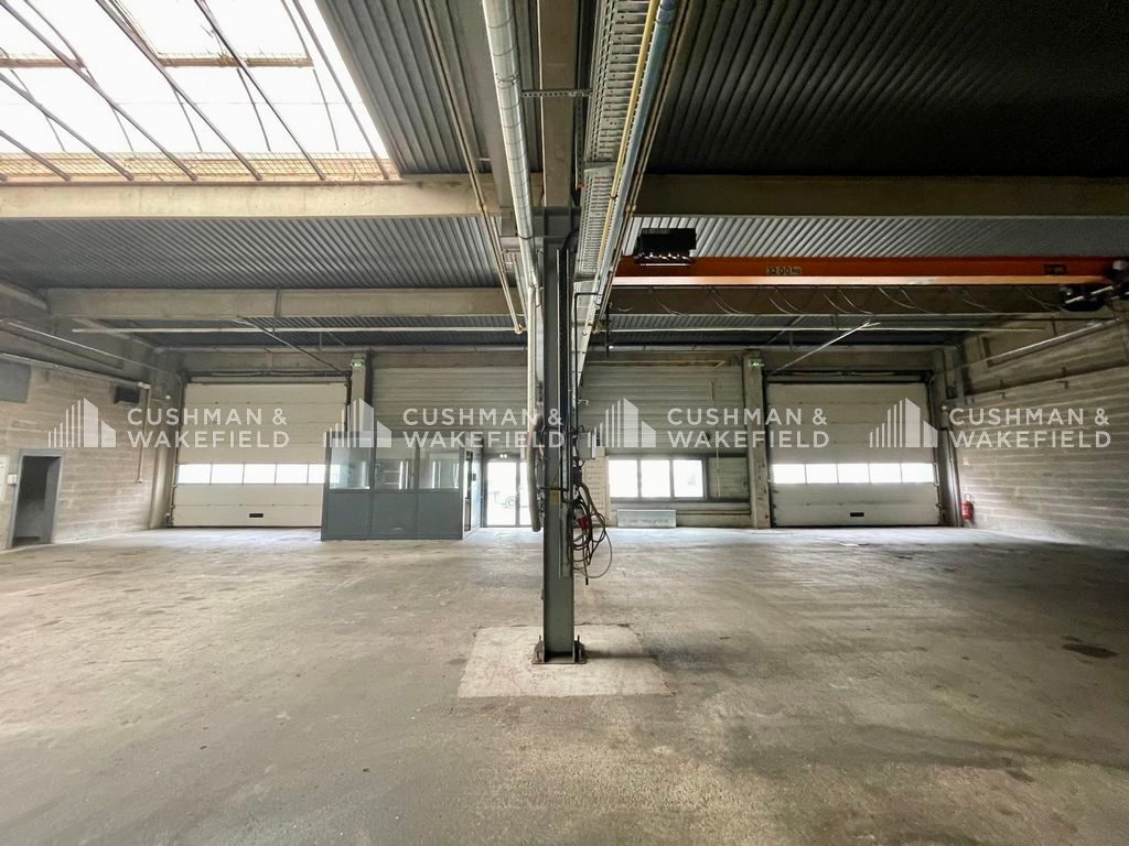 Vente activités 966 m² non divisibles