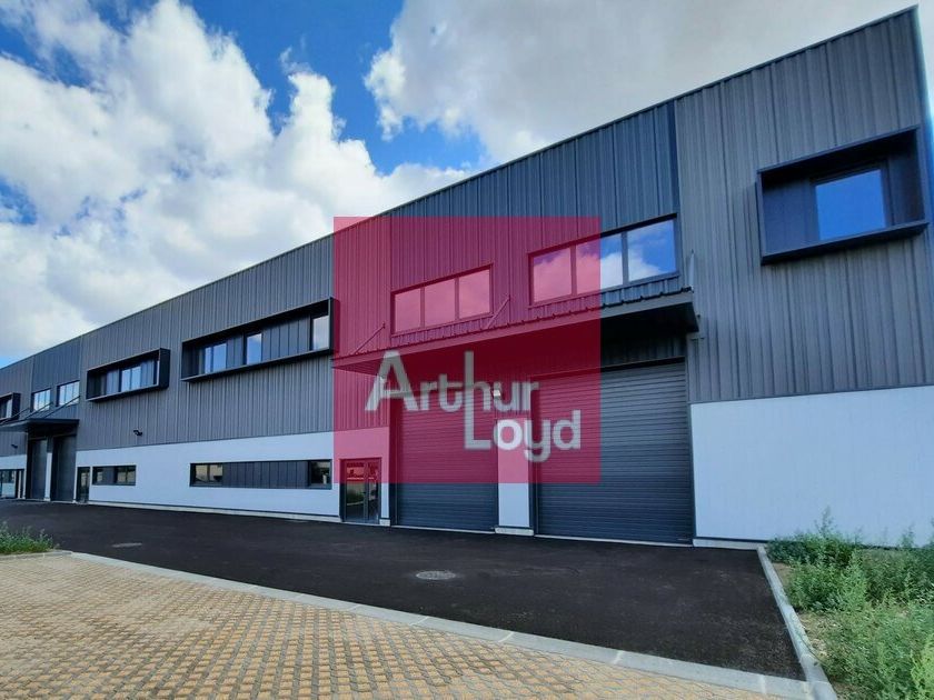 Location local d''activites 682 m² non divisibles