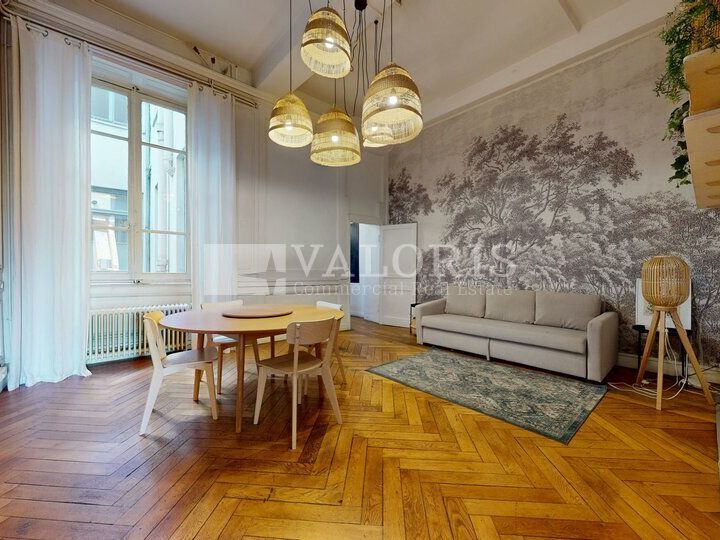 122 m² pour ce bureaux en location à Lyon 1er