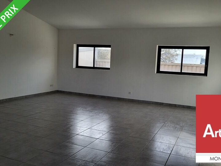 Location bureaux 65 m² non divisibles