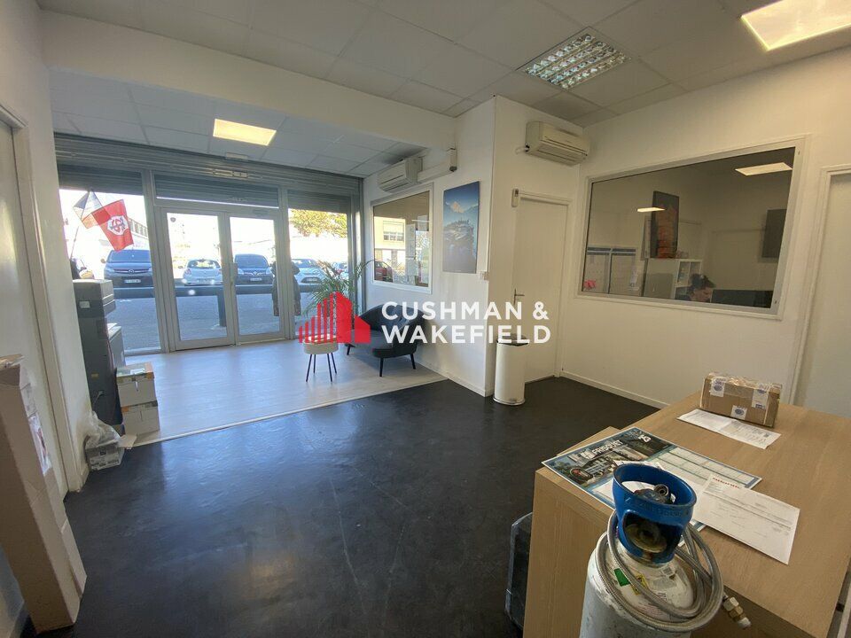 Location activité/entrepôt - 458 m²