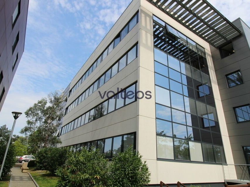 Location bureaux 1100 m² non divisibles