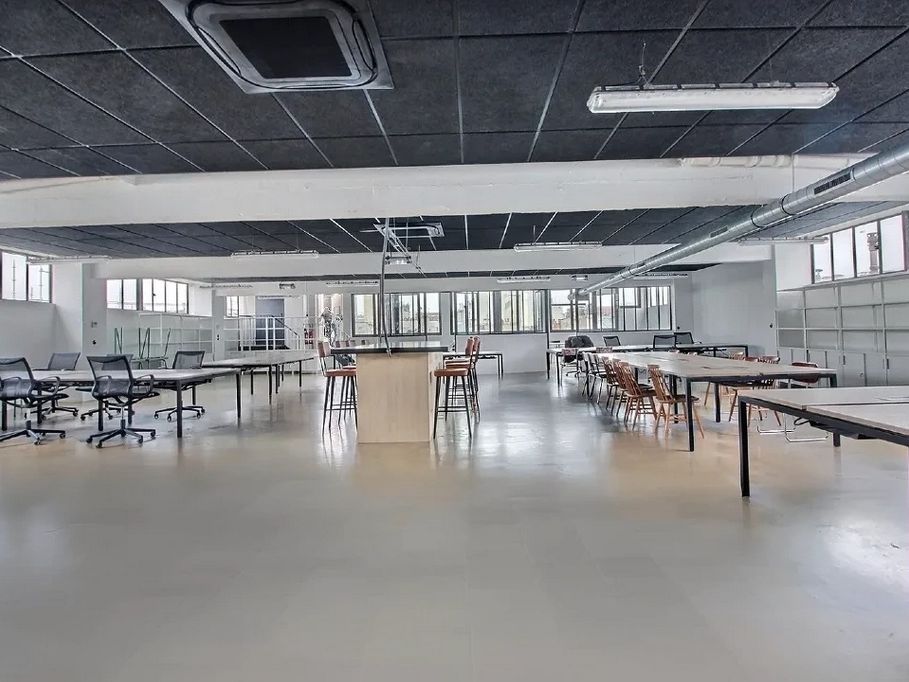 Location bureaux 660 m² divisibles à partir de 320 m²