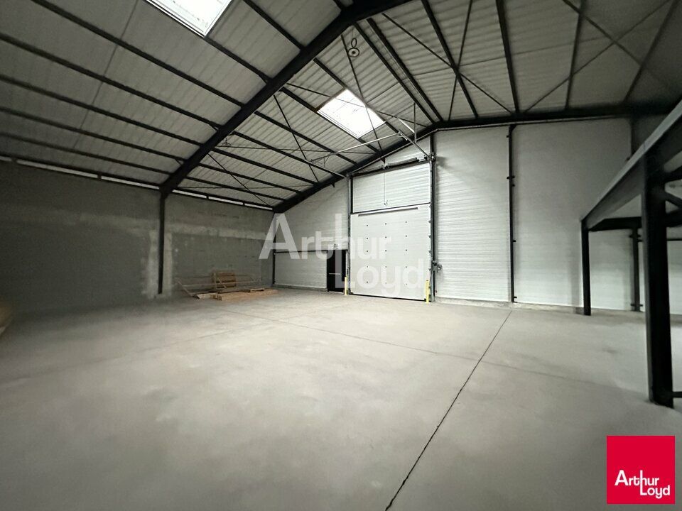 LOCAL NEUF - LIBRE D'AMENAGEMENTS