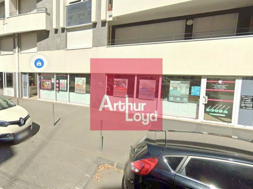 Location local commercial 102 m² non divisibles