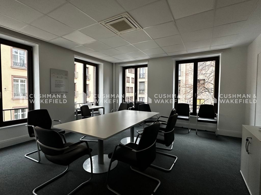 Location bureaux 378 m² non divisibles