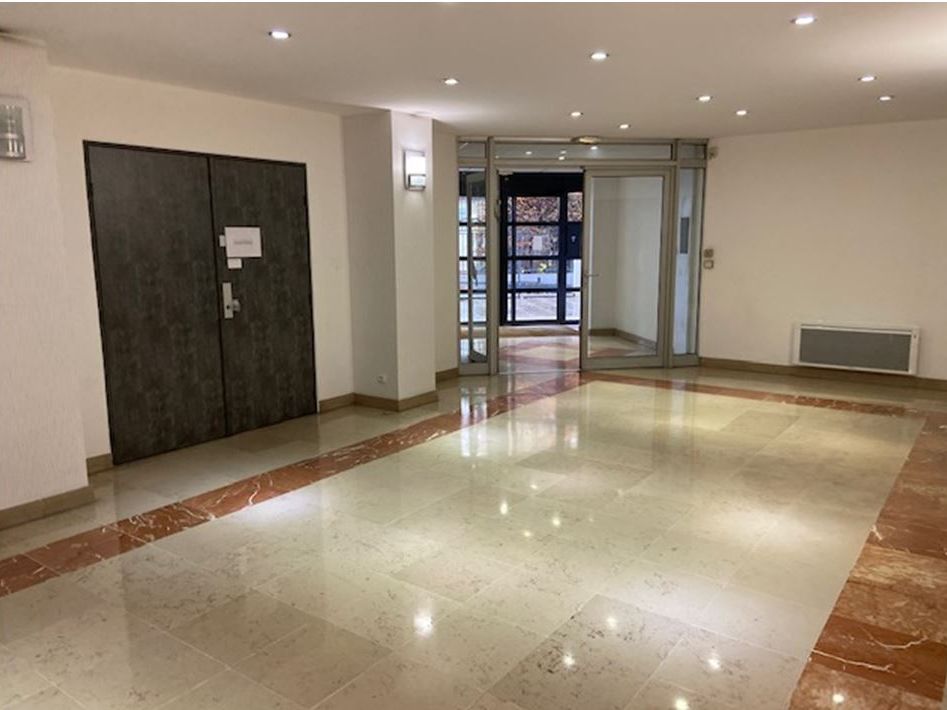 Location bureaux 148 m² non divisibles