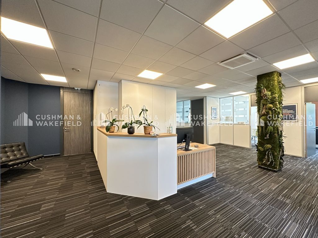 Location bureaux 287 m² divisibles à partir de 108 m²