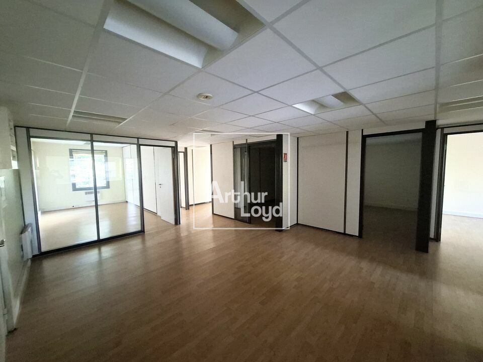 Location bureaux 155 m² non divisibles