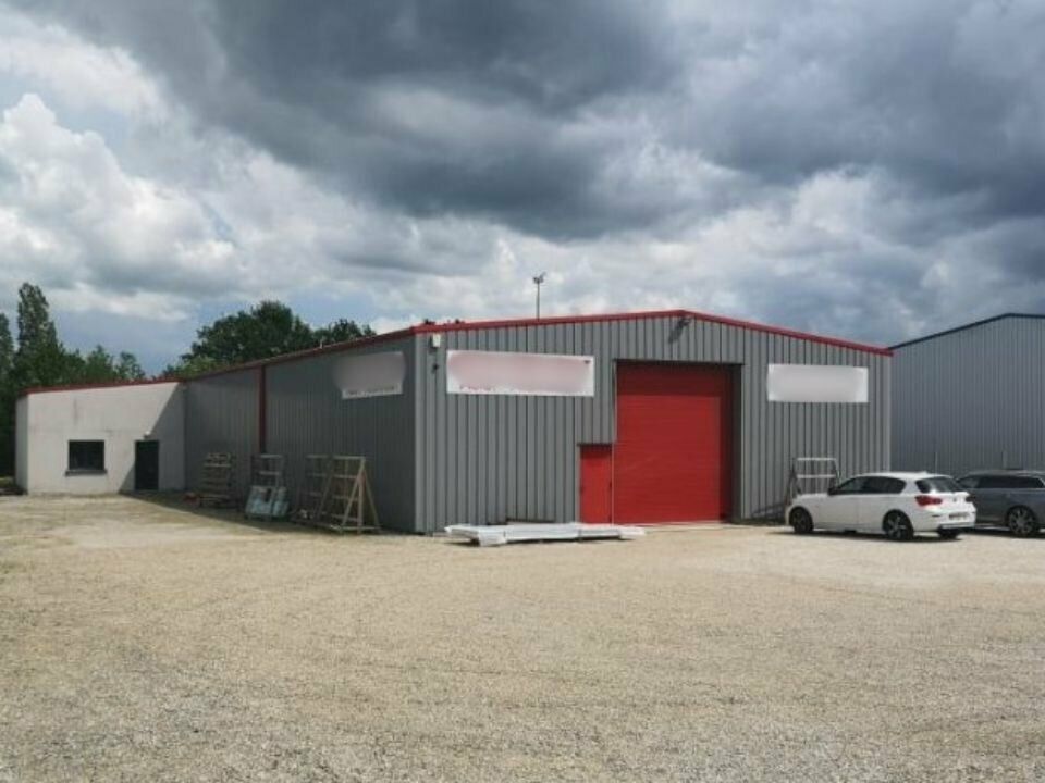 Location local d''activites 515 m² non divisibles