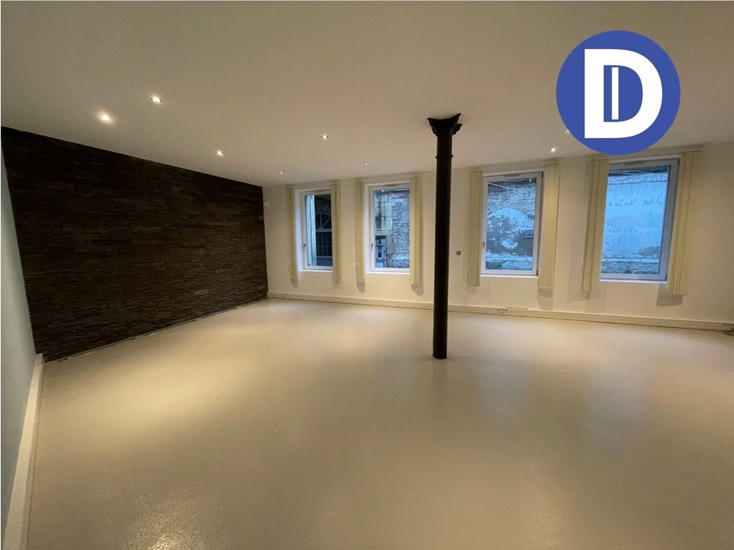 Location bureaux 200.00 m² non divisibles