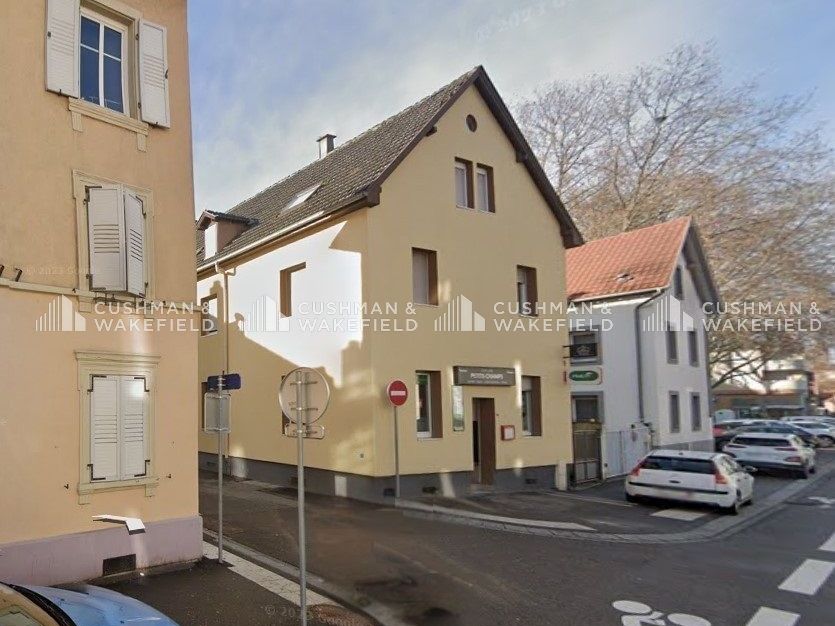 Location locaux commerciaux 120 m² non divisibles