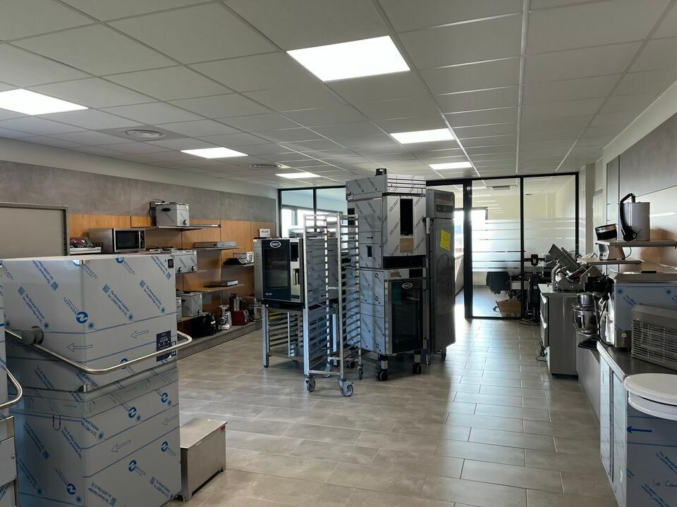 Location activité/entrepôt Burnhaupt-le-Haut (68520) - 1400 m²