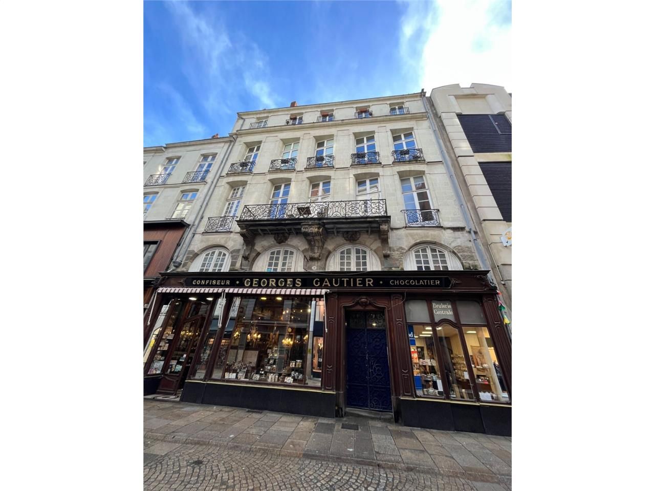 Location bureaux 140 m² à Nantes