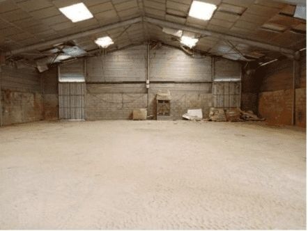 Vente entrepôts 990 m² non divisibles
