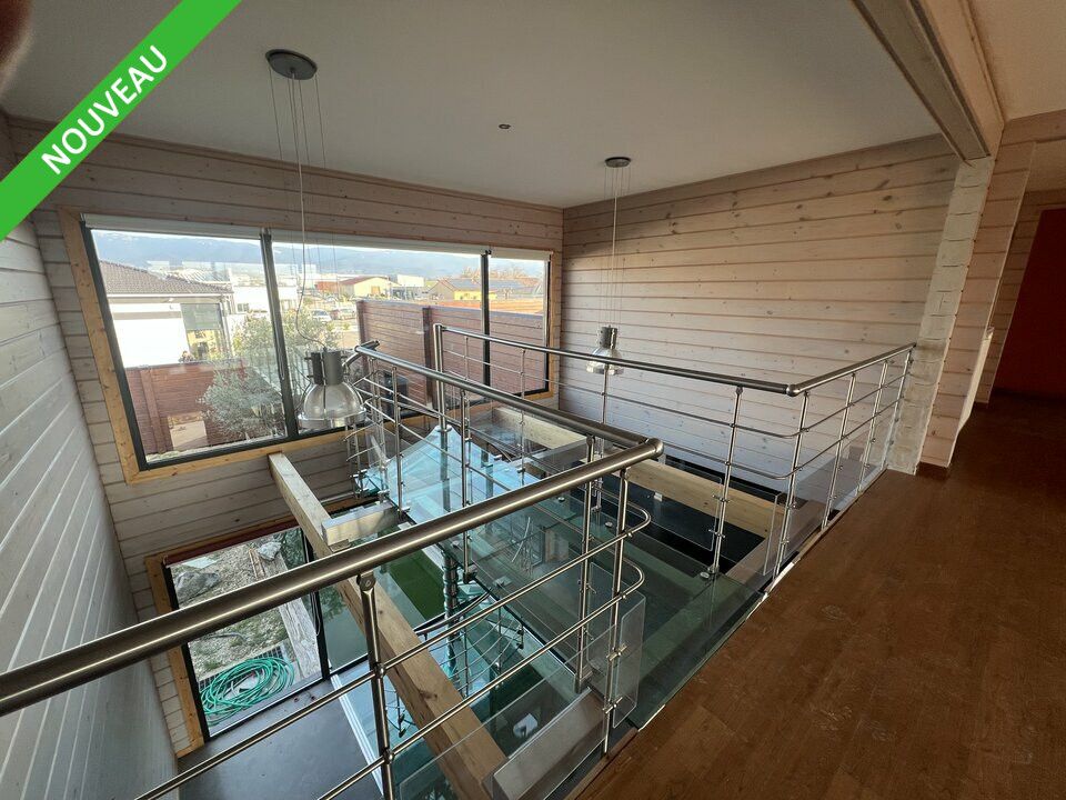 Montélier - Immeuble de bureaux à vendre