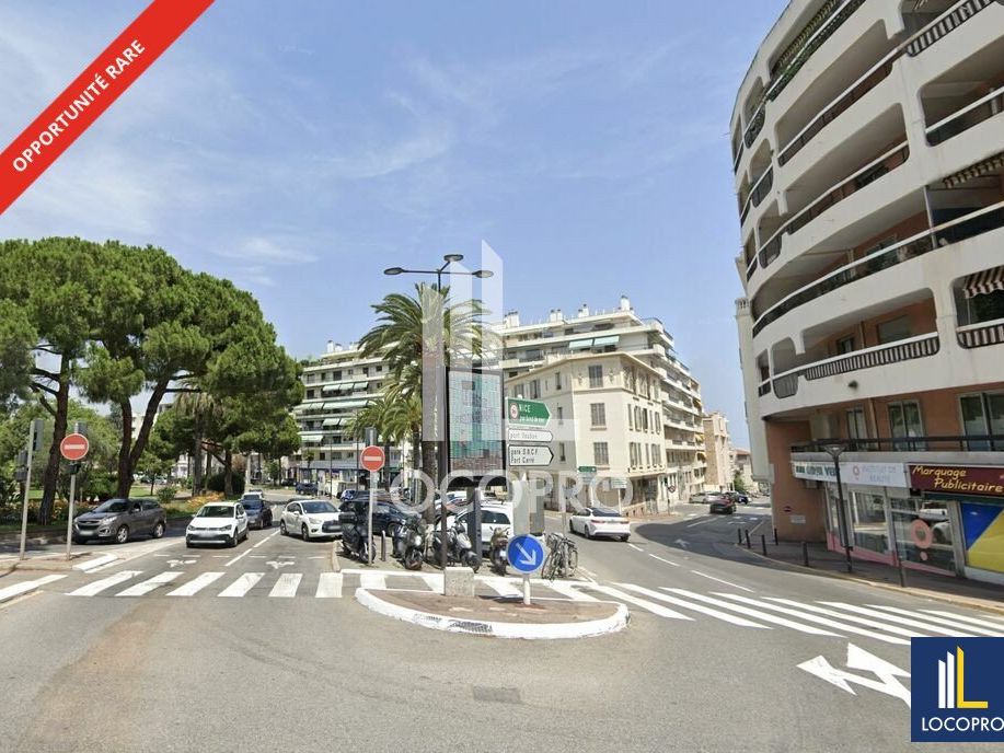 Vente local commercial 98 m² non divisibles