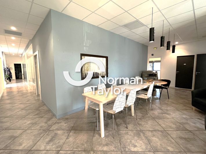 Location bureaux 438 m² non divisibles