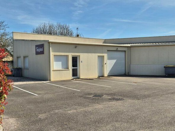 LOCAL D'ACTIVITES 152 m² - MARSANNAY-LA -CÔTE - A LOUER