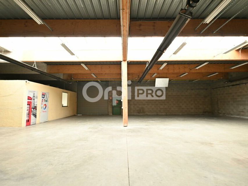 LOCAL D'ACTIVITE A LOUER - 310 m² - MEYZIEU