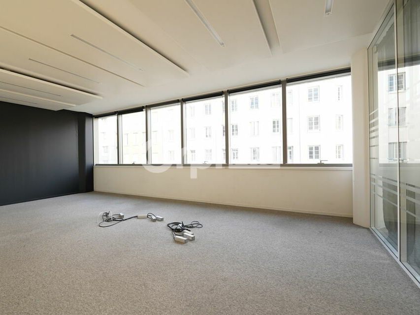 Location bureaux 149.5 m² non divisibles