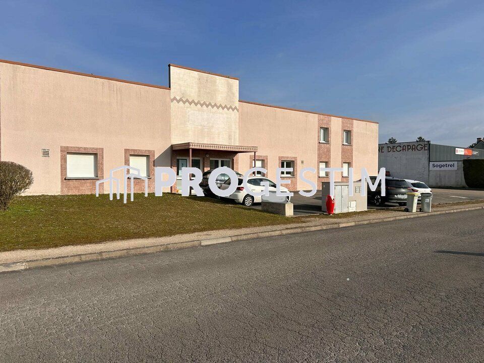 Location local d''activites 1100 m² divisibles à partir de 450 m²