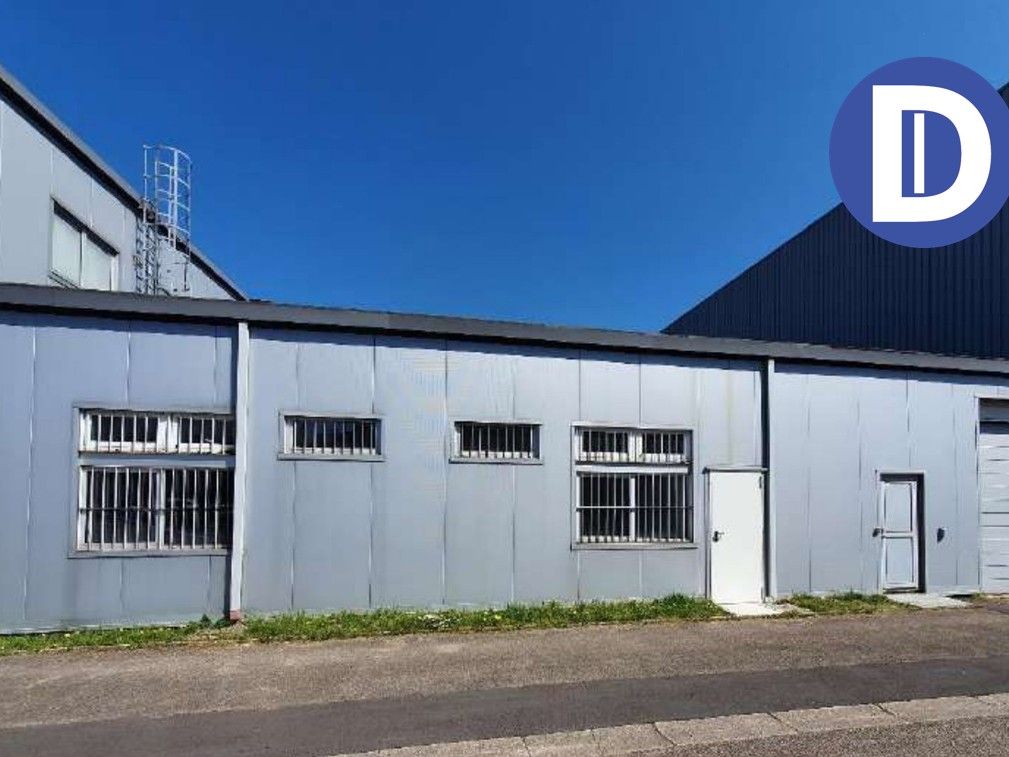Location activites 215.00 m² non divisibles