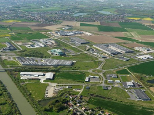 Vente terrain 100000 m² divisibles à partir de 10000 m²