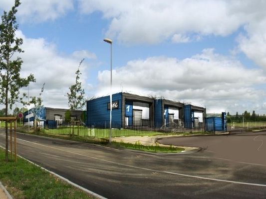 Location entrepôts 613 m² non divisibles