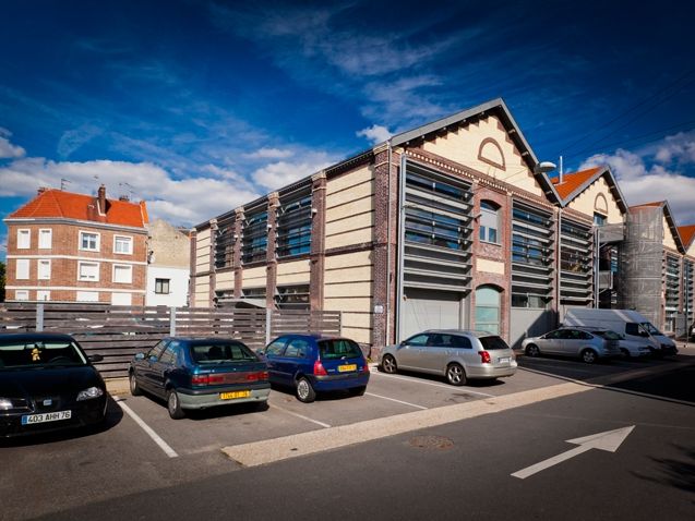 Location bureaux 104 m² divisibles à partir de 17 m²