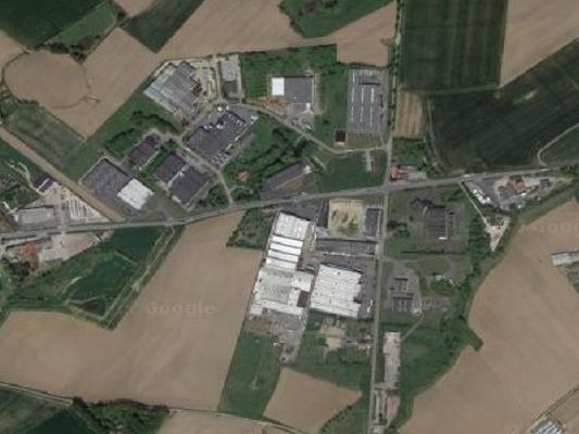 Location entrepôts 4480 m² divisibles à partir de 100 m²