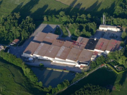 Location entrepôts 19200 m² non divisibles