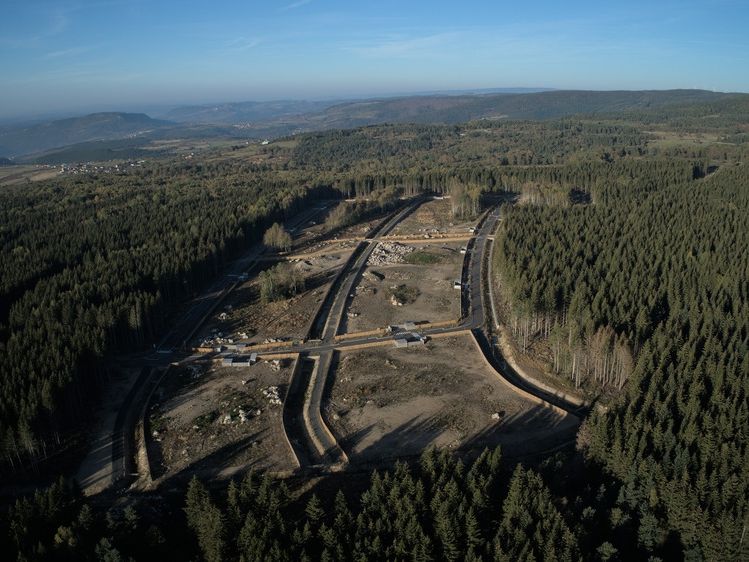 Vente terrain 770000 m² divisibles à partir de 5000 m²