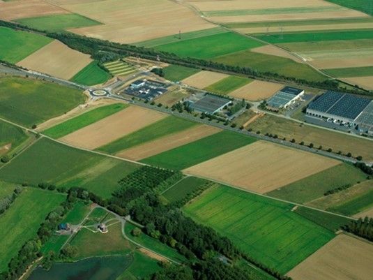 Vente terrain 220000 m² non divisibles