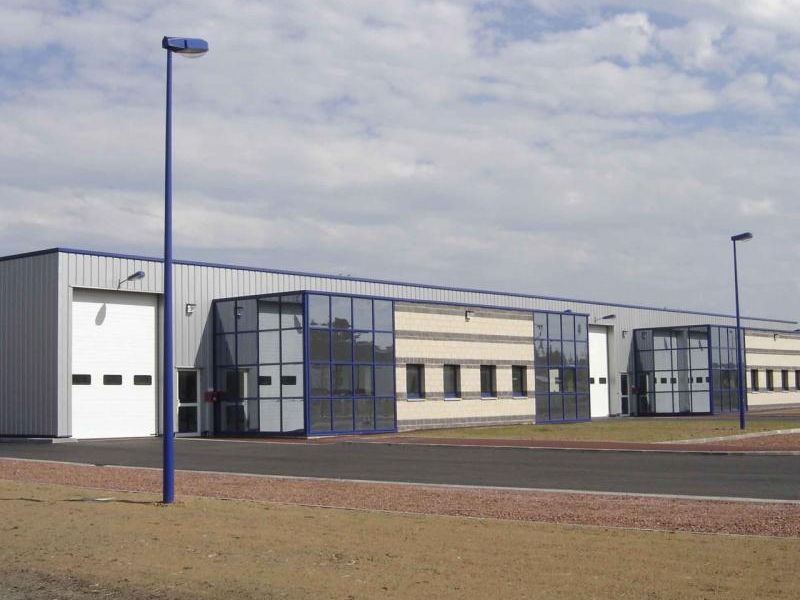 Location entrepôts 670 m² divisibles à partir de 251 m²