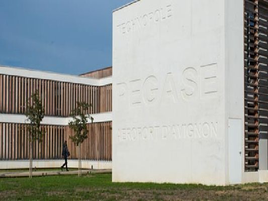 Location centre d'affaires 20 m² non divisibles